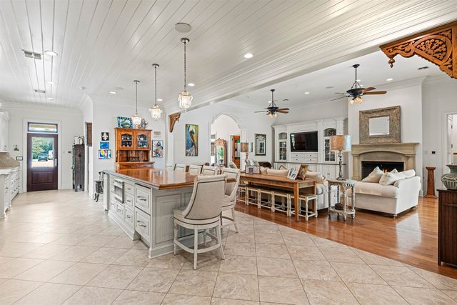 407 Keystone Loop, Houma, LA 70360