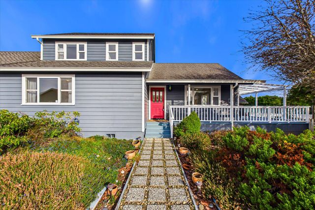 1725 Tasi Lane, Mckinleyville, CA 95519