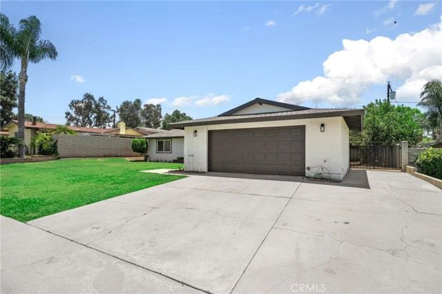 22139 Tanager Street, Grand Terrace, CA 92313