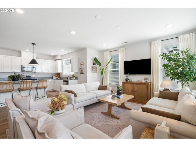 14410 Sw 165TH Ave, Tigard, OR 97224