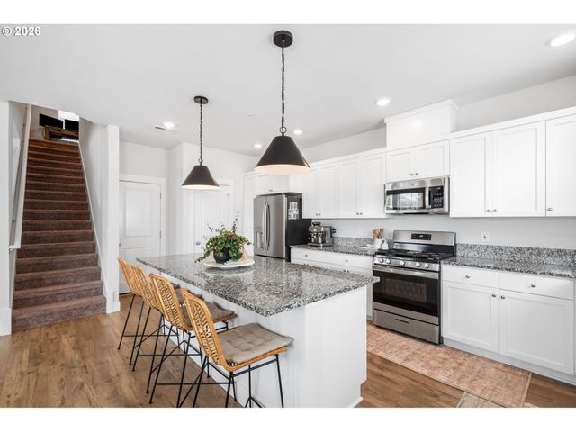 14410 Sw 165TH Ave, Tigard, OR 97224