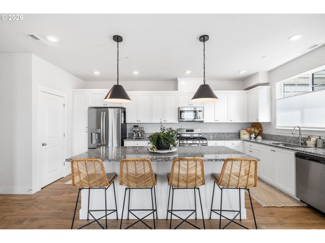 14410 Sw 165TH Ave, Tigard, OR 97224