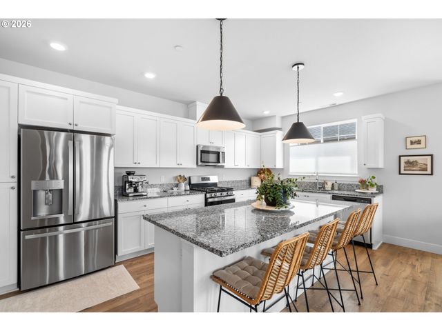 14410 Sw 165TH Ave, Tigard, OR 97224