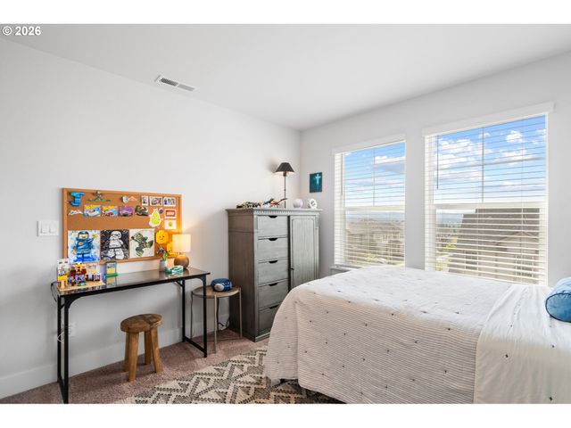 14410 Sw 165TH Ave, Tigard, OR 97224