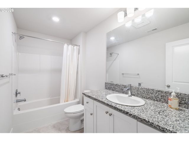 14410 Sw 165TH Ave, Tigard, OR 97224