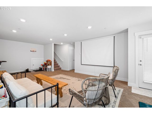 14410 Sw 165TH Ave, Tigard, OR 97224