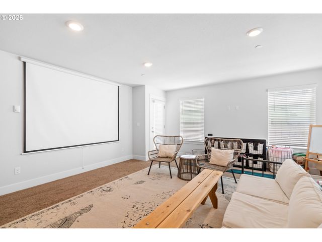 14410 Sw 165TH Ave, Tigard, OR 97224