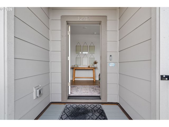 14410 Sw 165TH Ave, Tigard, OR 97224