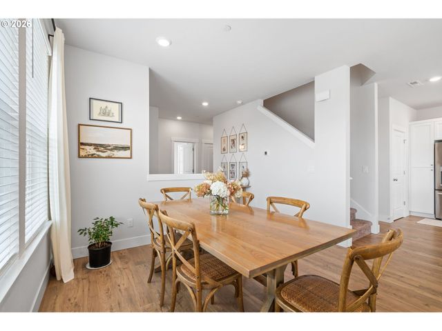 14410 Sw 165TH Ave, Tigard, OR 97224