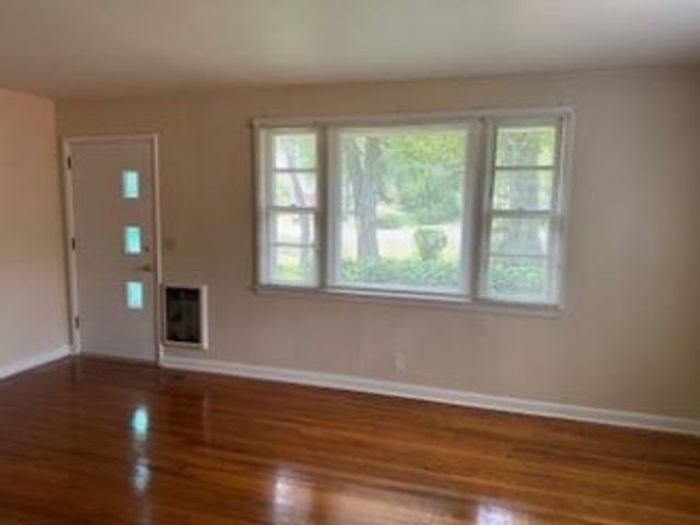 911 Westchester Dr, Madison, TN 37115