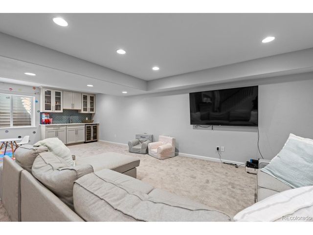 1017 S Krameria St, Denver, CO 80224