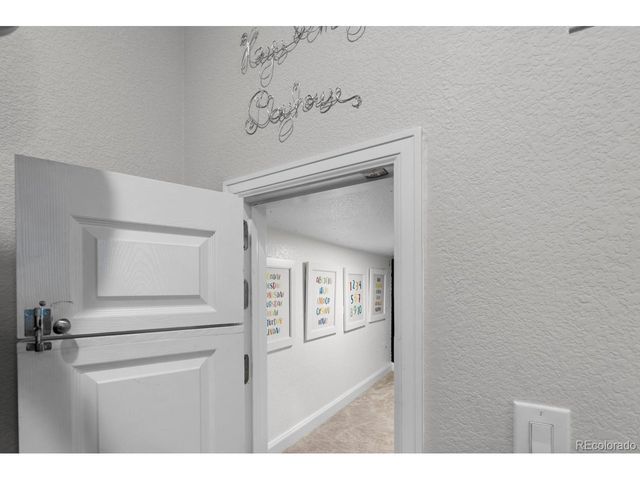 1017 S Krameria St, Denver, CO 80224