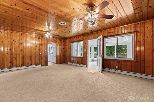 305 Bourbon Street, Blanchester, OH 45107