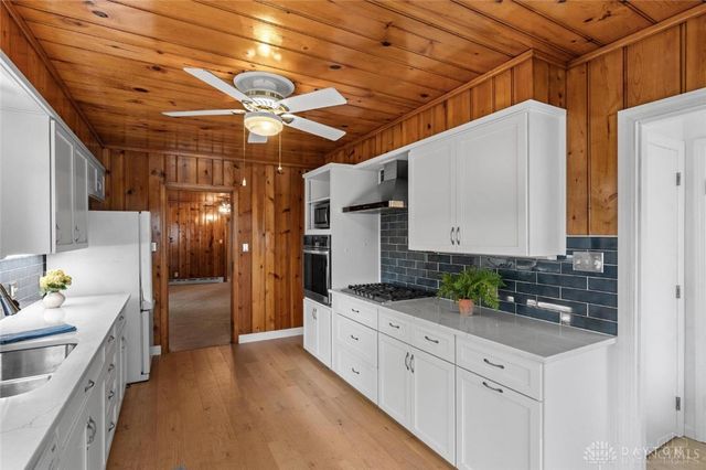 305 Bourbon Street, Blanchester, OH 45107