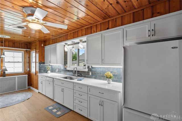 305 Bourbon Street, Blanchester, OH 45107