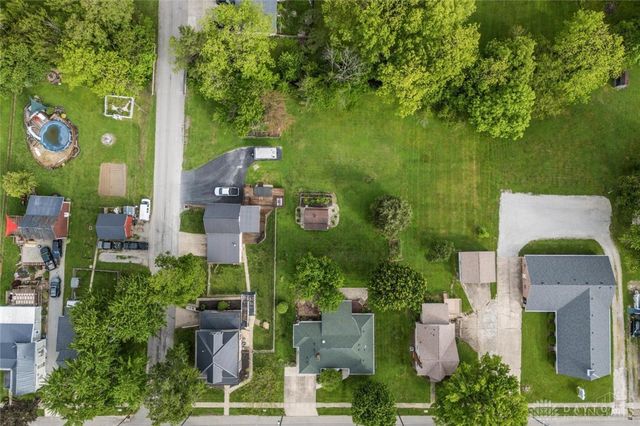 305 Bourbon Street, Blanchester, OH 45107