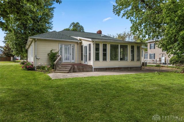 305 Bourbon Street, Blanchester, OH 45107