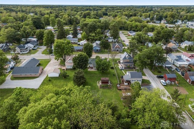 305 Bourbon Street, Blanchester, OH 45107