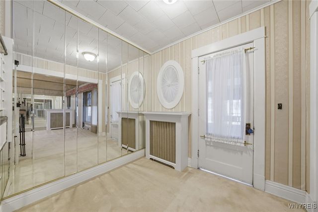 28 Victoria Avenue, Buffalo, NY 14214