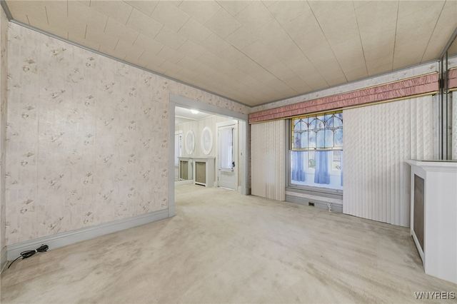 28 Victoria Avenue, Buffalo, NY 14214