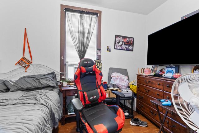 1707 W Burnham STREET, Milwaukee, WI 53204