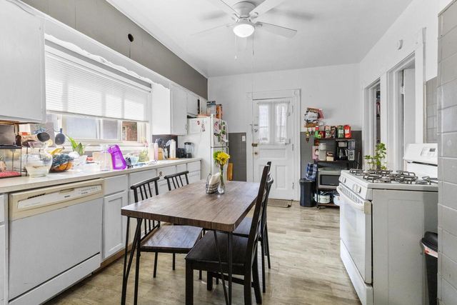 1707 W Burnham STREET, Milwaukee, WI 53204