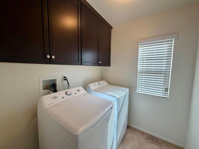 206 Paseo Gusto 215, Palm Desert, CA 92211