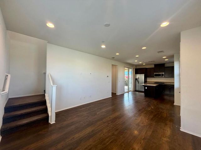 206 Paseo Gusto 215, Palm Desert, CA 92211