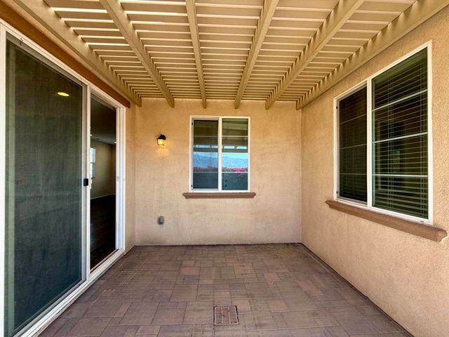 206 Paseo Gusto 215, Palm Desert, CA 92211