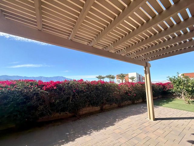 206 Paseo Gusto 215, Palm Desert, CA 92211
