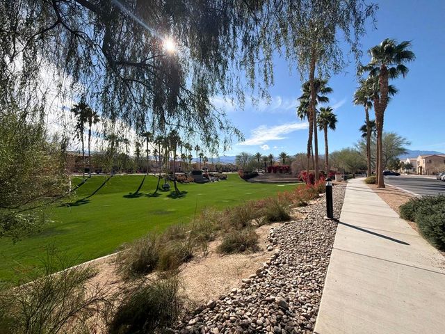206 Paseo Gusto 215, Palm Desert, CA 92211