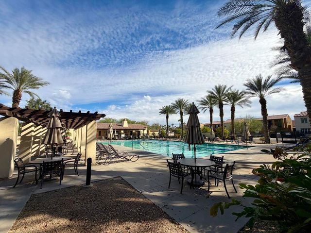 206 Paseo Gusto 215, Palm Desert, CA 92211