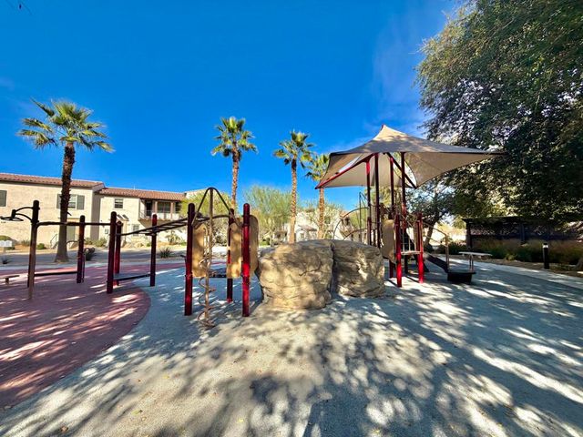 206 Paseo Gusto 215, Palm Desert, CA 92211