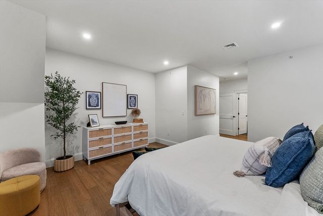 134 Court St 12, Plymouth, MA 02360