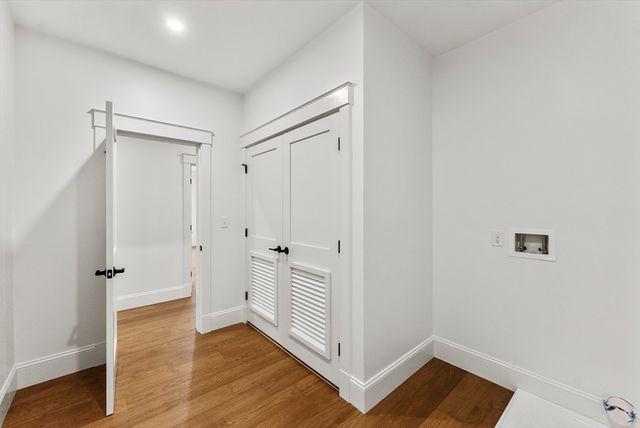 134 Court St 12, Plymouth, MA 02360