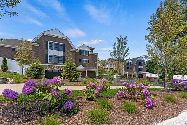 134 Court St 12, Plymouth, MA 02360