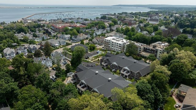 134 Court St 12, Plymouth, MA 02360