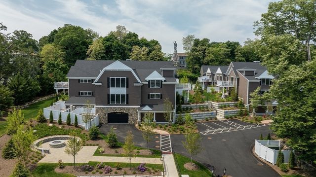 134 Court St 12, Plymouth, MA 02360