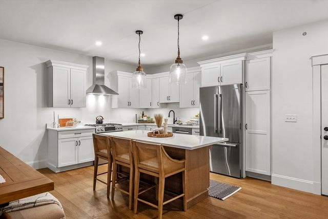 134 Court St 12, Plymouth, MA 02360