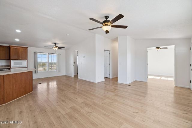 53040 W WHIRLY BIRD Road, Maricopa, AZ 85139