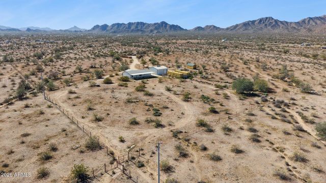 53040 W WHIRLY BIRD Road, Maricopa, AZ 85139