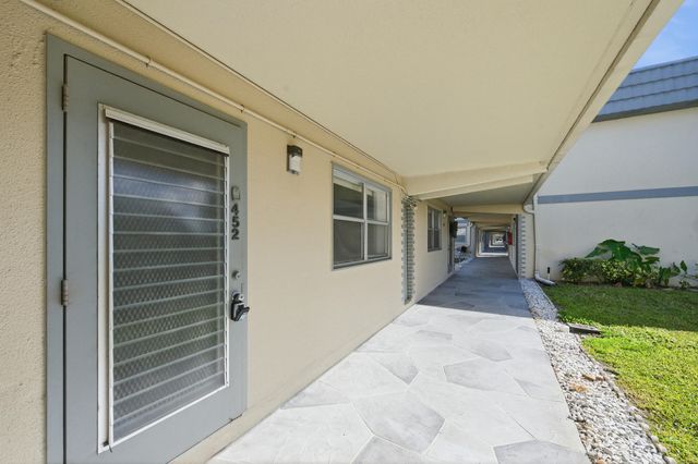 452 Brittany J, Delray Beach, FL 33446