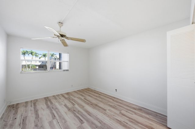 452 Brittany J, Delray Beach, FL 33446