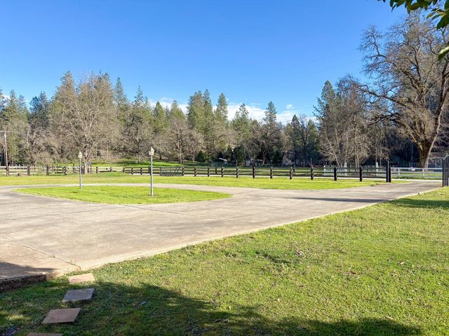 1274 Wooley Creek Ln, Meadow Vista, CA 95722