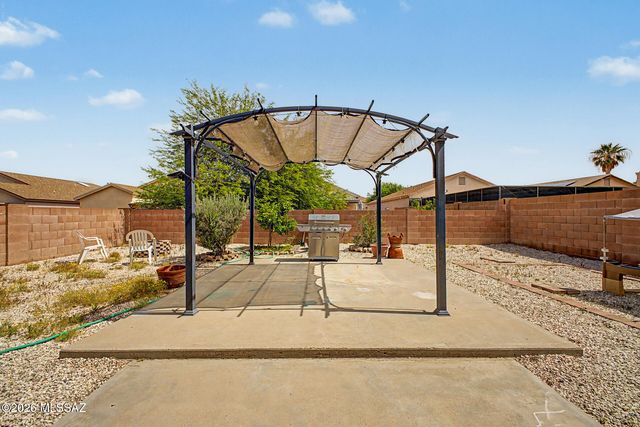 10007 E Via Del Fandango, Tucson, AZ 85747