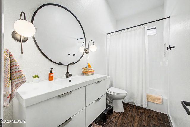 10007 E Via Del Fandango, Tucson, AZ 85747