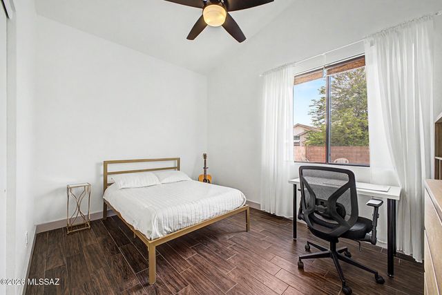 10007 E Via Del Fandango, Tucson, AZ 85747