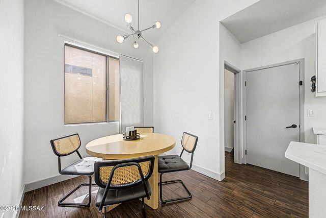 10007 E Via Del Fandango, Tucson, AZ 85747