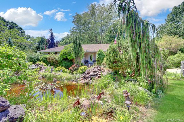 1304 Sycamore Avenue, Bohemia, NY 11716