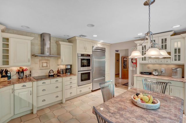 1304 Sycamore Avenue, Bohemia, NY 11716